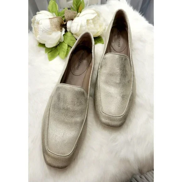 Donald J. Pliner | Shoes | Donald Pliner Womens Suede  display picture 1
